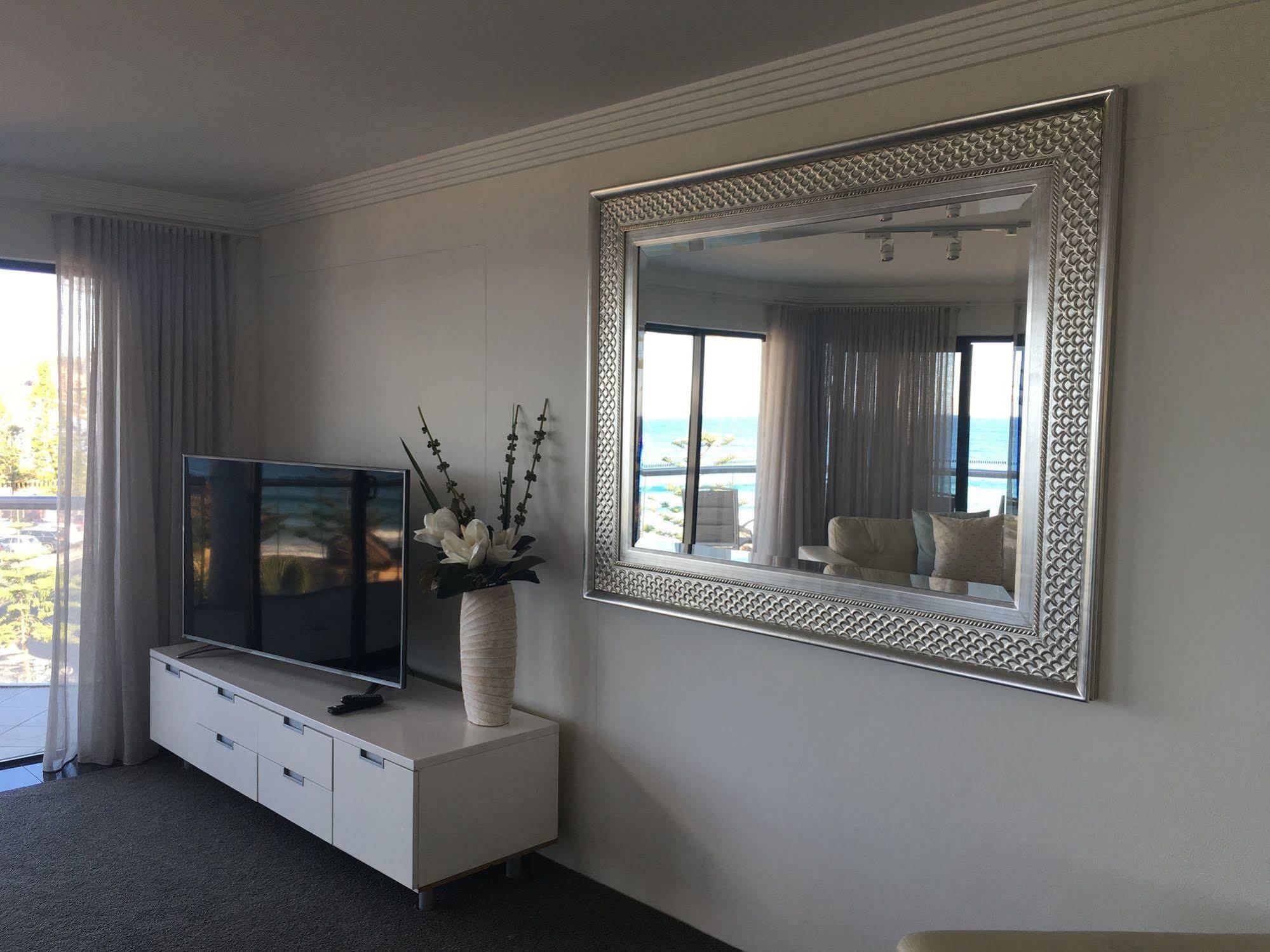 Manly Surfside Holiday Apartments Экстерьер фото