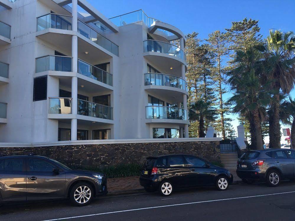 Manly Surfside Holiday Apartments Экстерьер фото